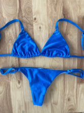 Cargar imagen en el visor de la galería, Bikini Río Azul Metalizado
