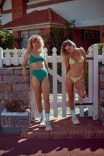 Cargar imagen en el visor de la galería, Bikini Deca Verde
