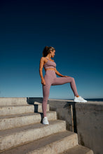 Cargar imagen en el visor de la galería, Calza larga Malva
